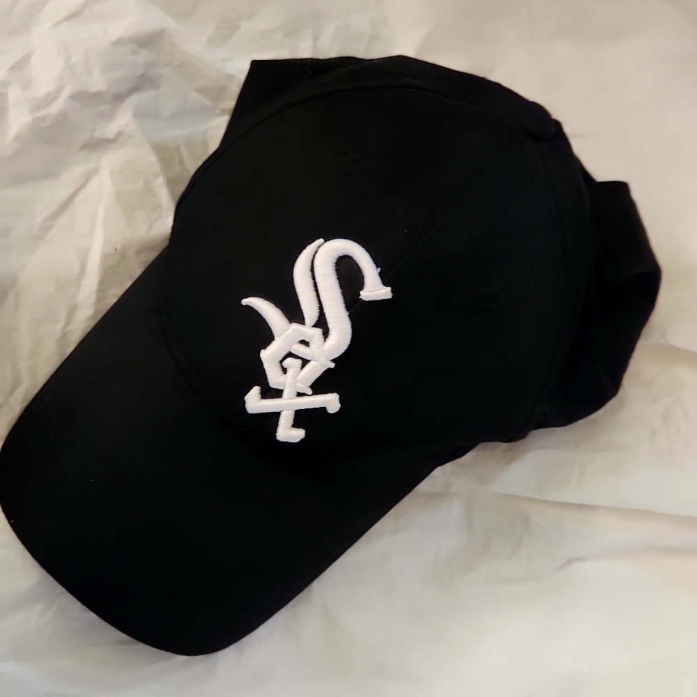 Chicago White Sox MLB Official  Baseball Cap Adjustable Adult